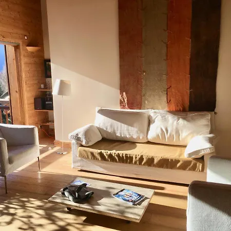Apartment Arolles *
