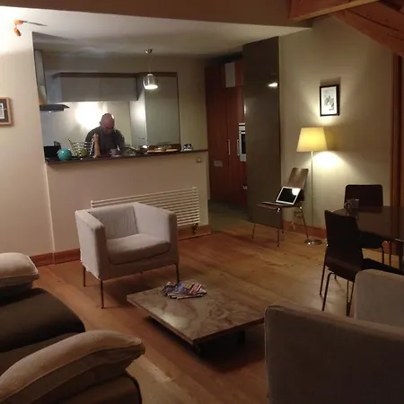 Arolles Apartment